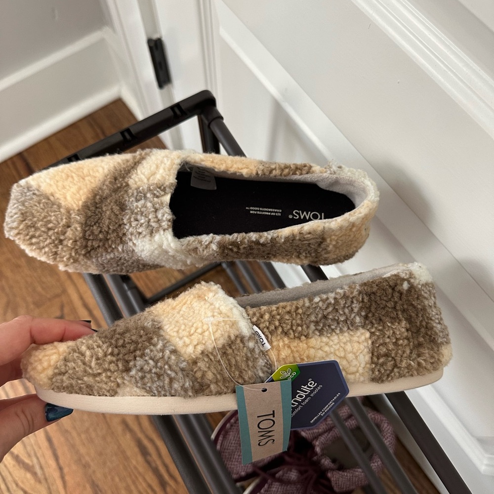 TOMS Cozy Fuzzy Slip-Ons in Cream and Tan